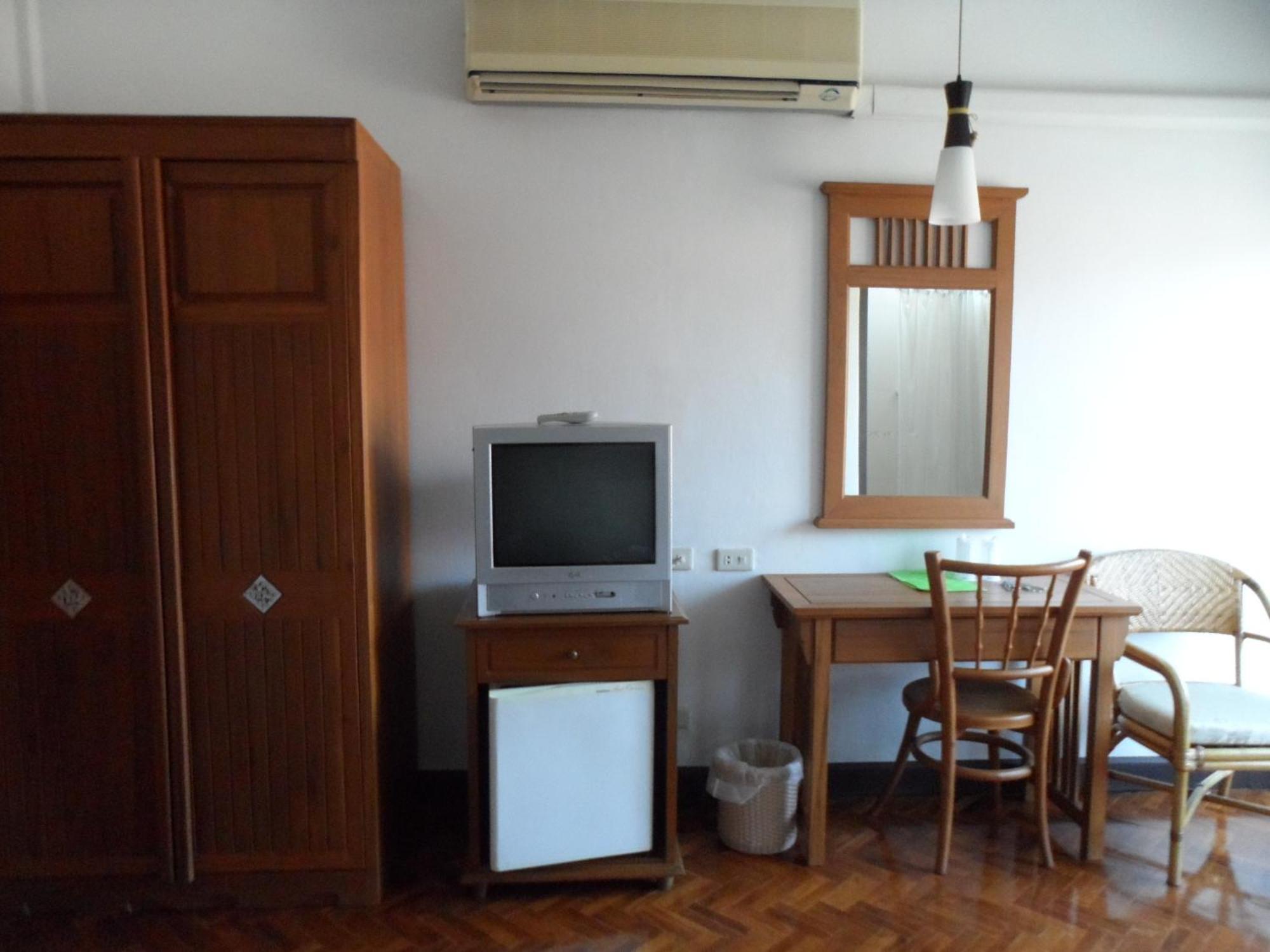 โีรงแรมใบหยก ชาเลต Hotel แม่ฮ่องสอน ภายนอก รูปภาพ